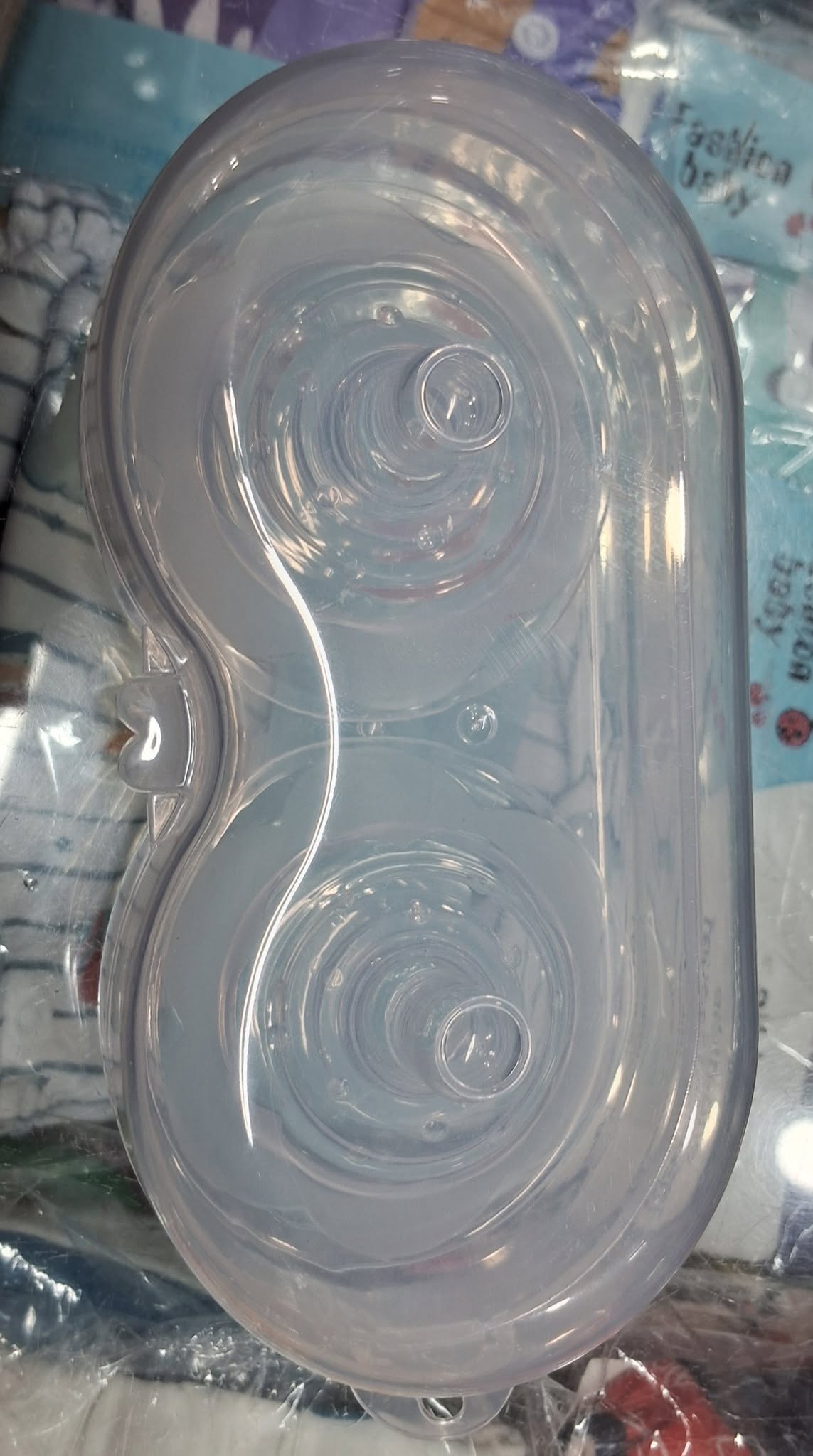 Silicone Nipple Protector Breastfeeding Shields Anti-overflow Milk Cover Soft Comfortable 2pcs 4